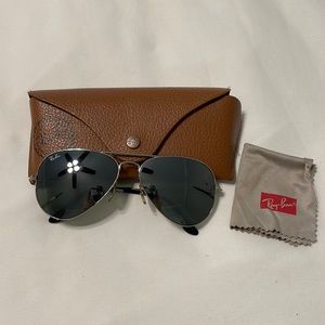 Ray-Ban Aviator Classic Sunglasses